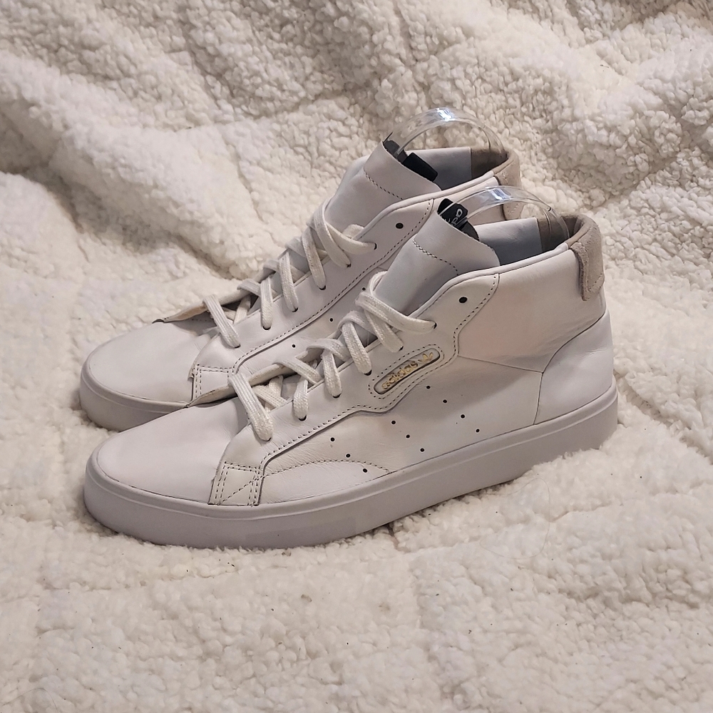 Adidas Womens Sleek Mid 'Triple White" Mid Top Sneakers white gold trim 9 …